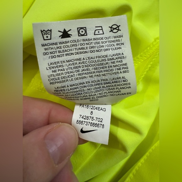 Nike Golf Women’s Neon Yellow Tournament Skort - Size 8 - Picture 8 of 8